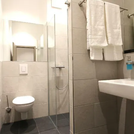 Neumann's Uebernachtung Bed & Breakfast Plankstadt