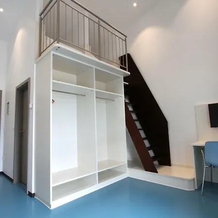 Neumann's Uebernachtung Plankstadt