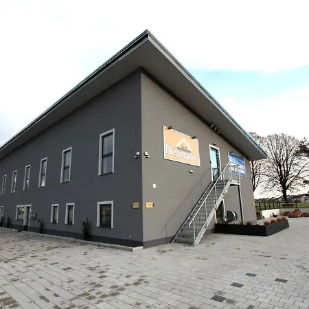 Neumann's Uebernachten Plankstadt